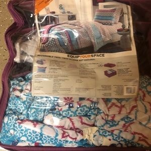 ASU dorm pillow case, comforter & blanket